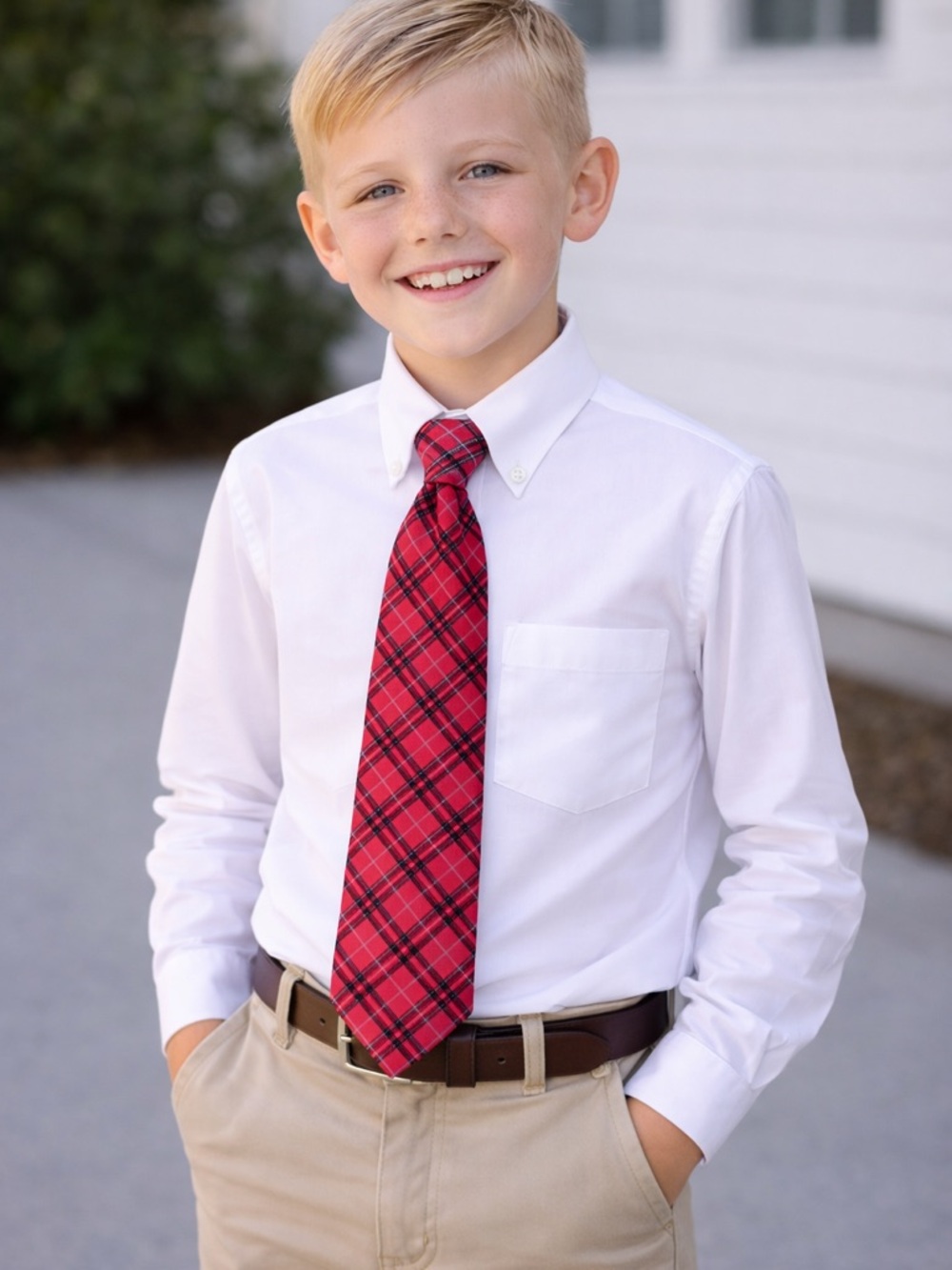 Boys clip on neck tie Vibrant Red Plaid ages 8/10 dressy formal church holiday